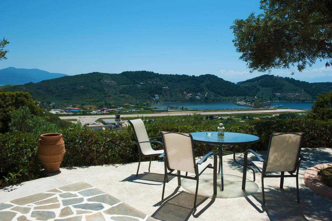 Apartments Villa L&M Skiathos Kalivia  Buitenkant foto